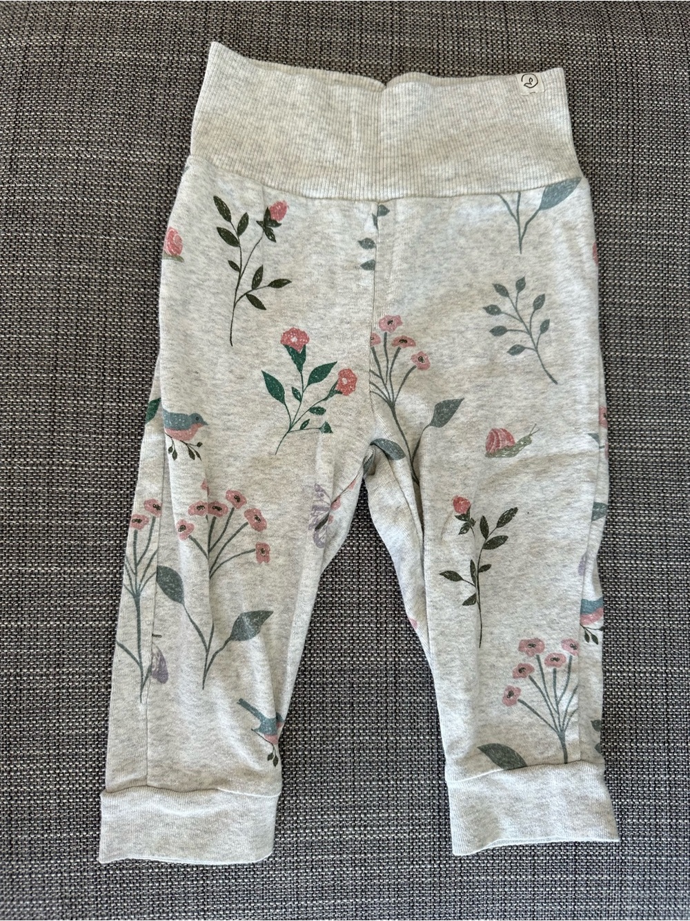 Little Planet | Organic Grey Floral Print Pants, Size 12 Mo ✨